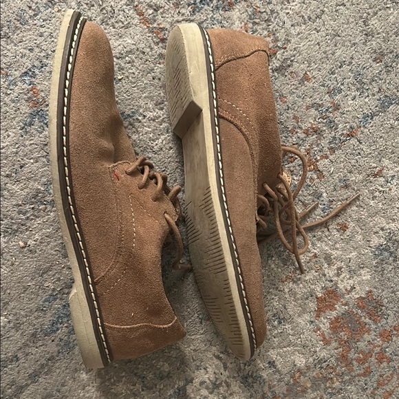 1901 Tan Suede Chukka Boots - Picture 1 of 6